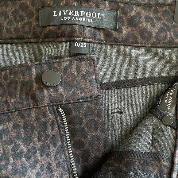 Liverpool Madonna Leggings Cheetah Ponte Knit Slim Pants Size 0/25 NEW! $98 - Picture 7 of 12